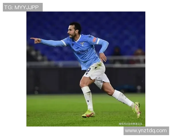 全球各国足球明星场外穿搭大揭秘时尚潮流与个人风格碰撞