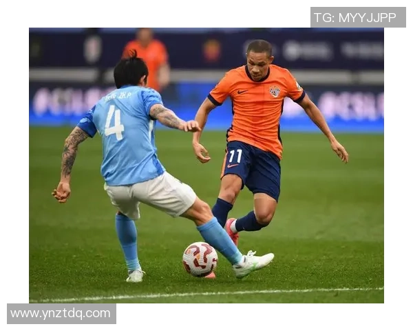 新老足球巨星同框壁纸展现时代变迁与经典对决魅力 新老足球巨星同框壁纸展现时代变迁与经典对决魅力