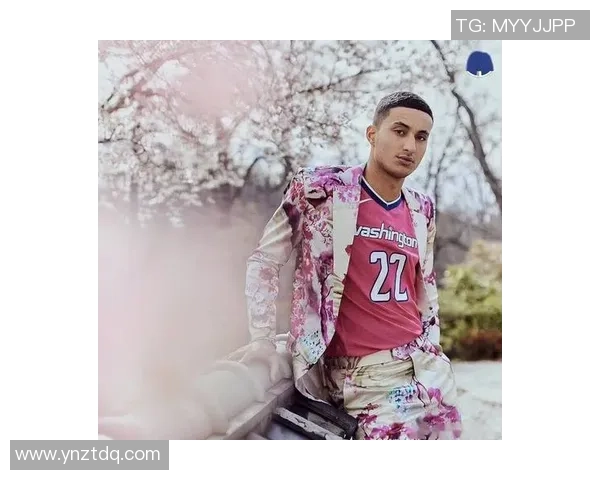 足球场上的动物奇才:用动物拟人化展现球星的独特风采 足球场上的动物奇才:用动物拟人化展现球星的独特风采